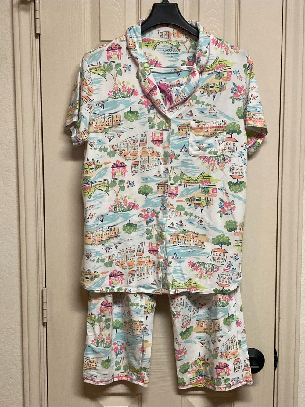 Cuddl Duds Women's Short-Sleeve Cropped Pajama Set Spring Scene Size M